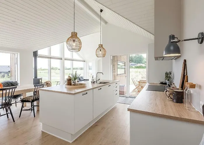 Three-bedroom In Dom wakacyjny *